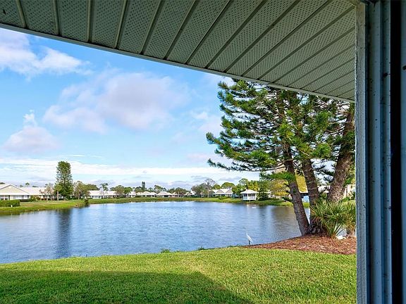 5th image of 705 Harrington Lake Dr S #14
