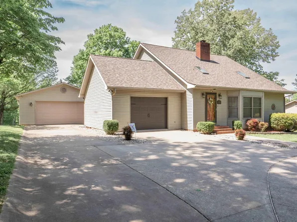 407 Magnolia Dr, Kuttawa, KY 42055