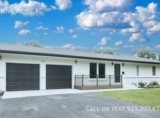 8400 W 93rd St, Overland Park, KS 66212