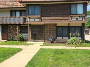 1264 Court E St, Hanover Park, IL 60133