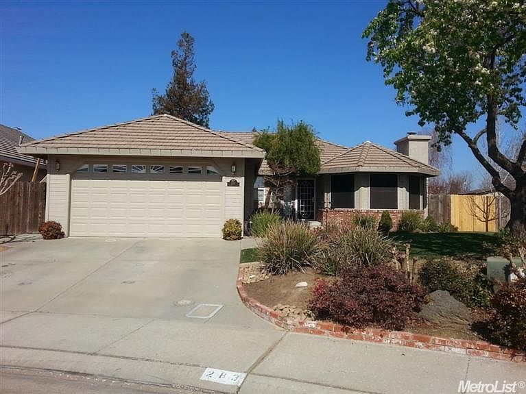 1st image of 283 Dunsmuir Dr