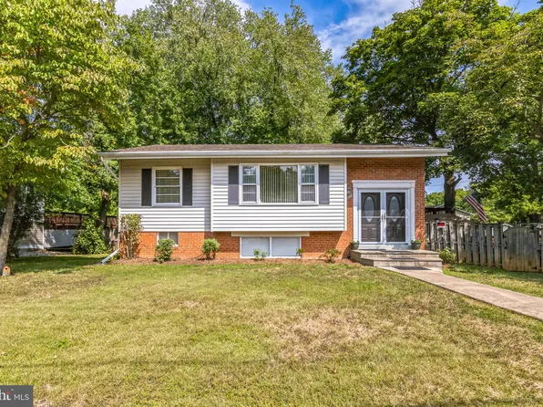 7502 Mahoney Dr, Lorton, VA 22079