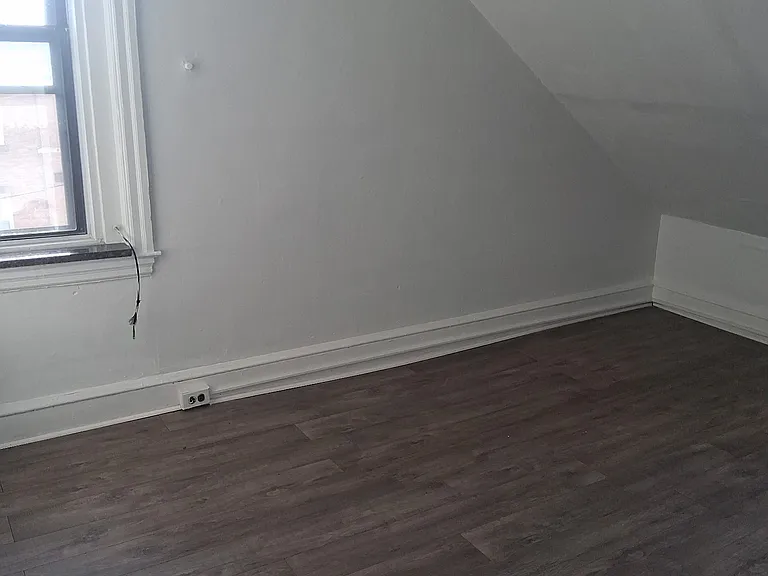 4617 Wayne Ave #6 — Photo 6