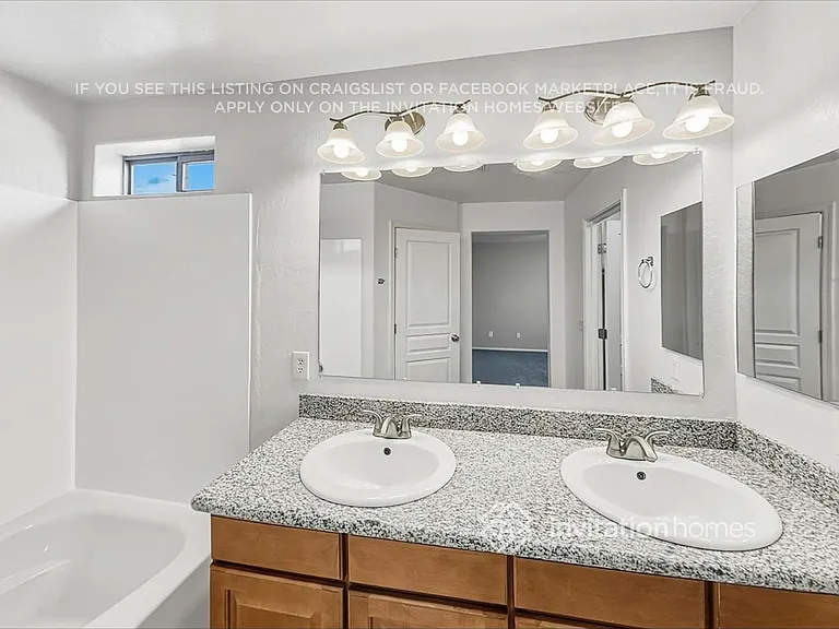 17263 W Acapulco Ln — Photo 13