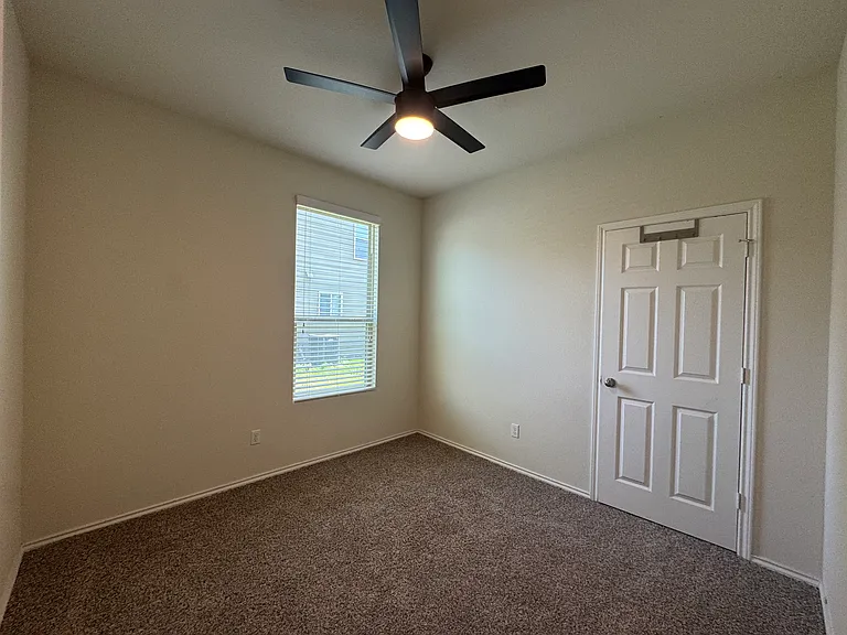 4617 Cleto St — Photo 13
