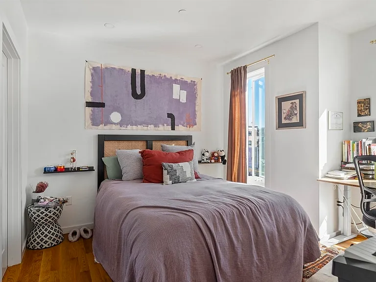 49 Rogers St #7 — Photo 6
