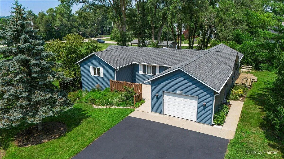32914 South Lakeshore DRIVE photo 1