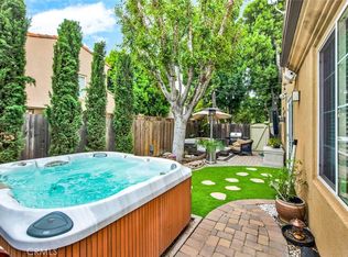 58 Meadow Valley, Irvine, CA 92602