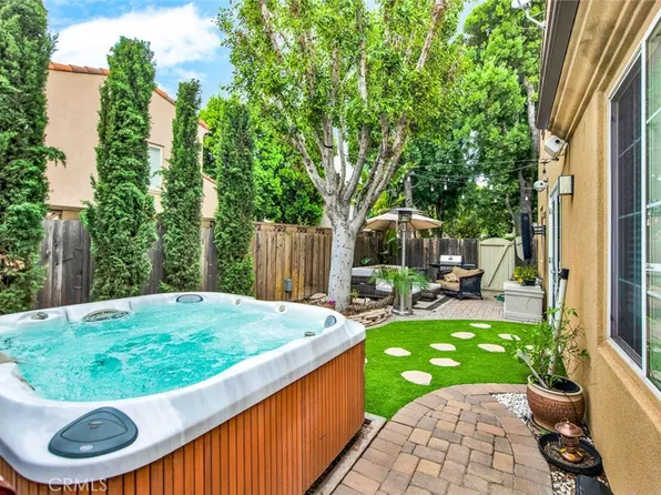 58 Meadow Valley, Irvine, CA 92602
