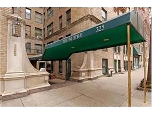 Sold by Douglas Elliman | media 19