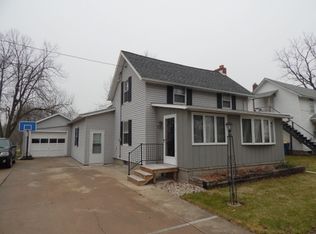 104 Church St, Ossian, IN 46777
