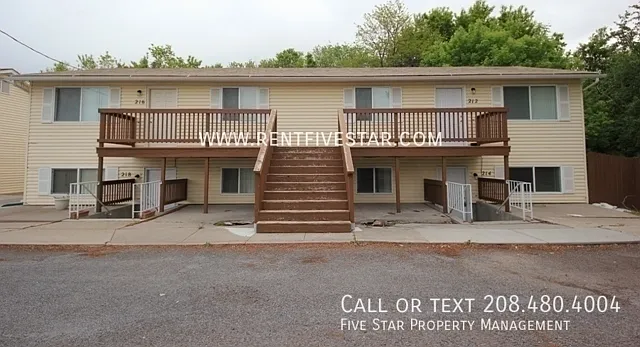 224 Hoffman Ave — Photo 1
