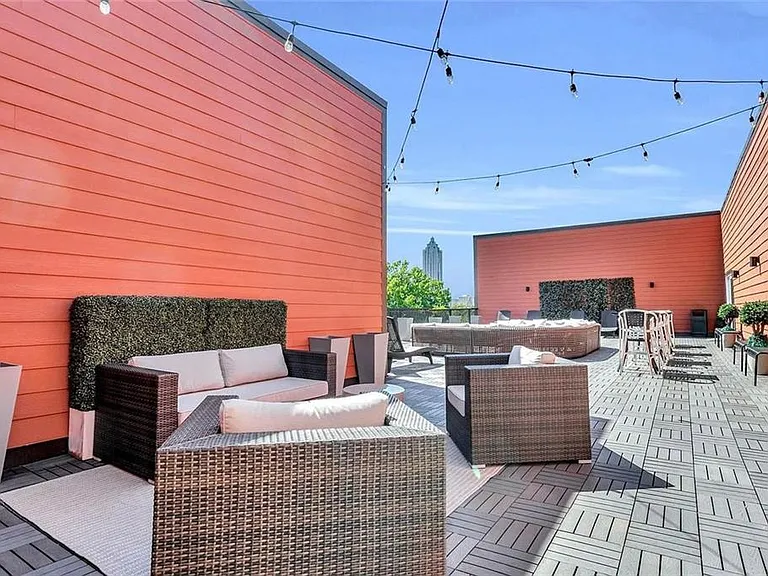 525 Parkway Dr #515 — Photo 17