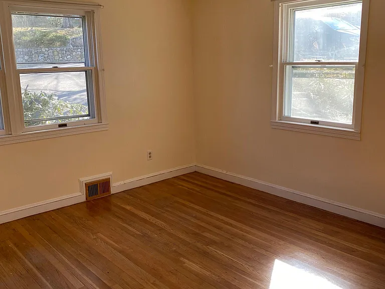 64 Bertwell Rd — Photo 10