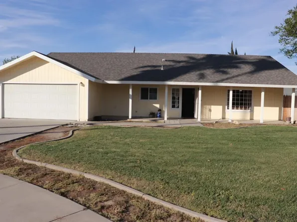 1228 Acacia Ct, Lemoore, CA 93245