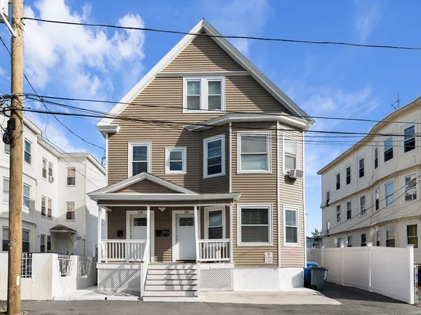 134-136 Boxford St, Lawrence, MA 01843