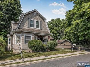 18 George St, Wanaque, NJ 07465