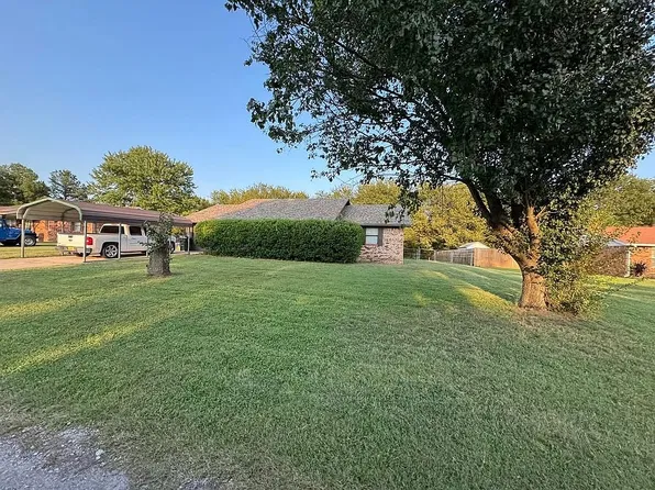 78 Paul St, Ardmore, OK 73401