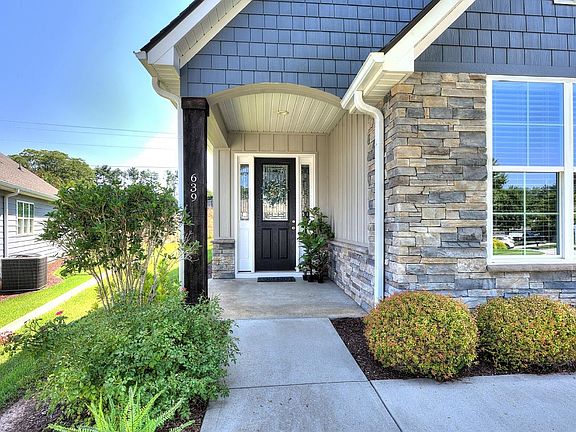 4th image of 639 Ponden Dr