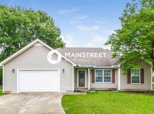 322 Pine Ridge Ln, La Vergne, TN 37086