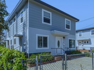 5753 Vicente St, Oakland, CA 94609