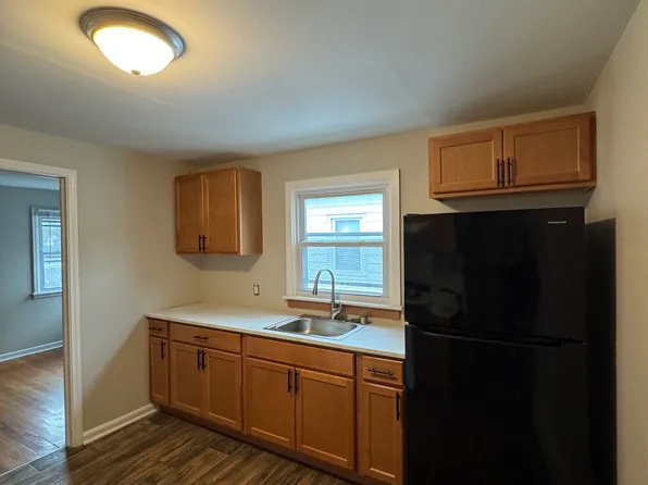 218 W Filbert St APT 3, East Rochester, NY 14445