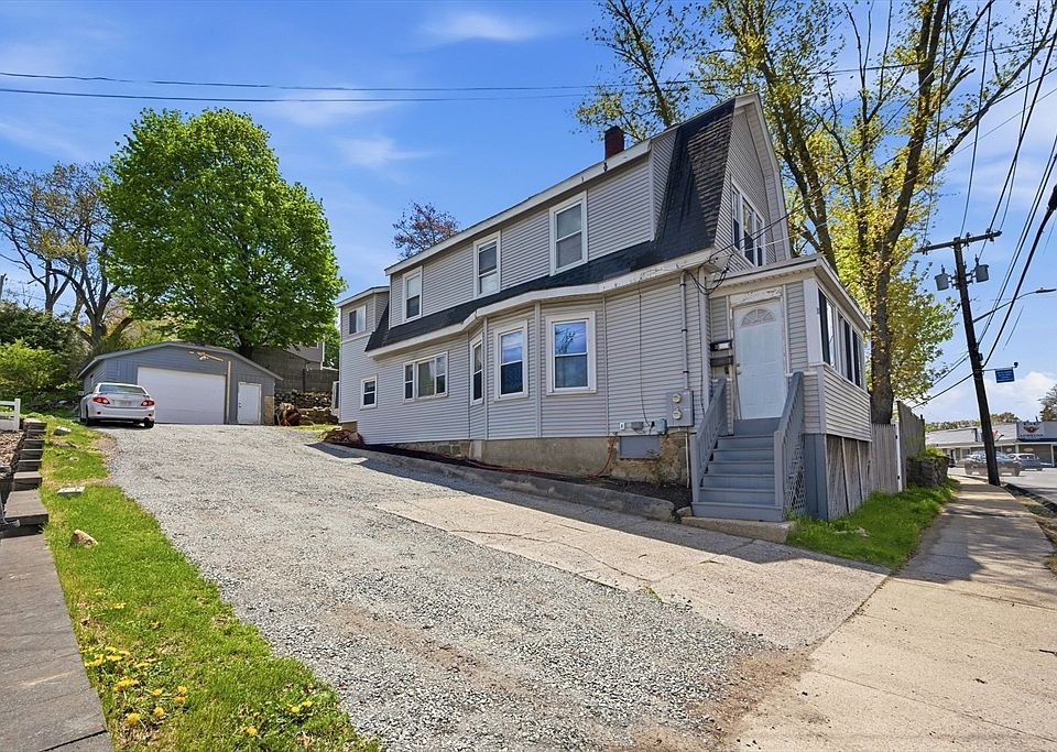 1st image of 300 Lynn St