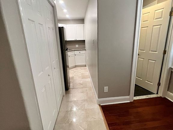 4th image of 808 S 2nd St #2C