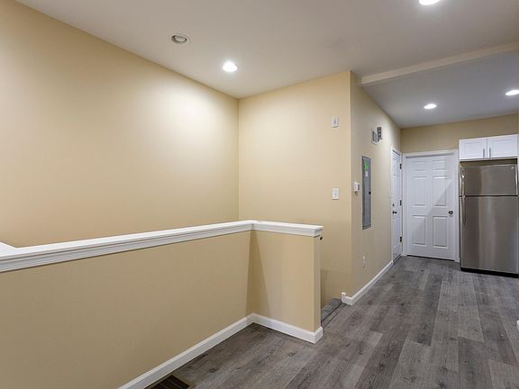 4th image of 4020 Haverford Ave #5