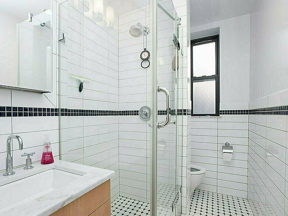 4th image of 301 W 19th St APT 43