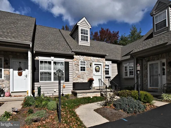 984 Independence Ln #13, Lansdale, PA 19446