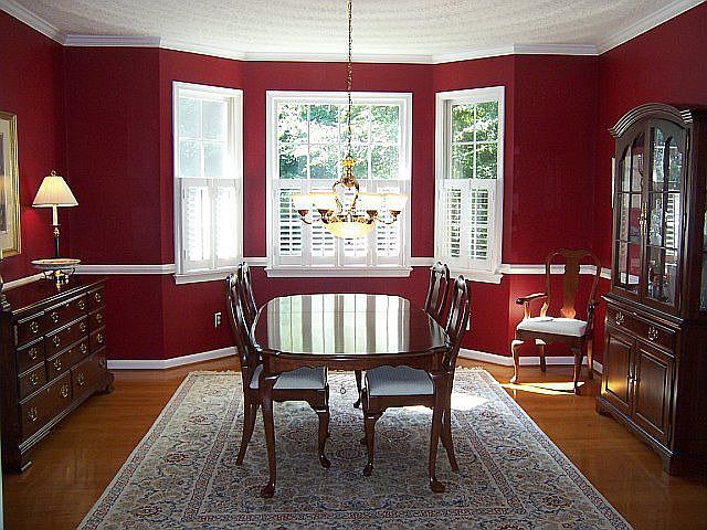 Formal Dining