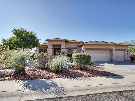 3rd image of 26049 N Fernbush Dr