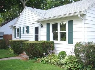 156 Dorking Rd, Rochester, NY 14610