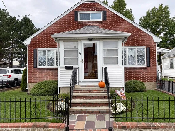 12 Albion St, Everett, MA 02149
