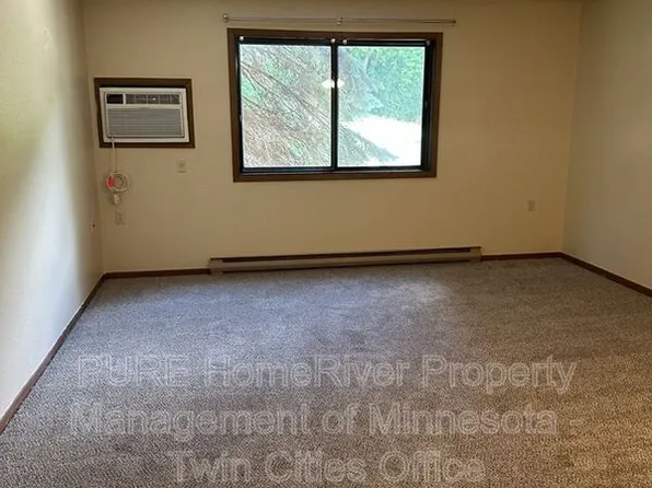 221 Grand Ave W, South Saint Paul, MN