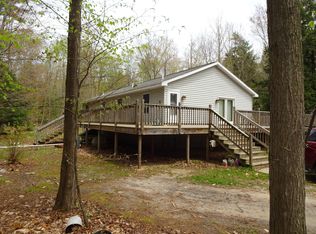 11845 N Anderson Rd, Manistee, MI 49660