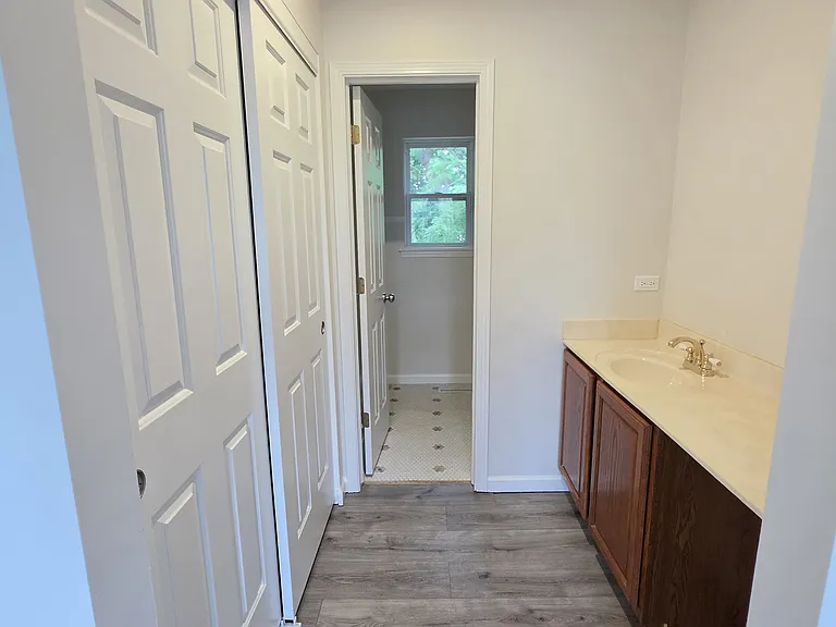 740 Village Cir — Photo 6