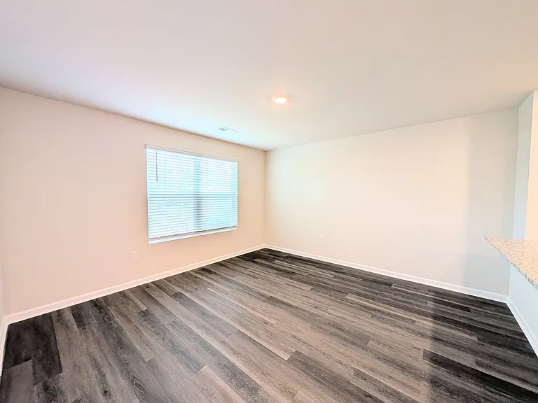 620 Golden Resin Rd — Photo 8