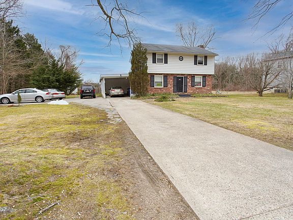 Driveway is good for 8 cars!