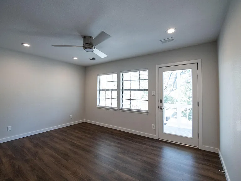 821 Pavillion St #103 — Photo 8