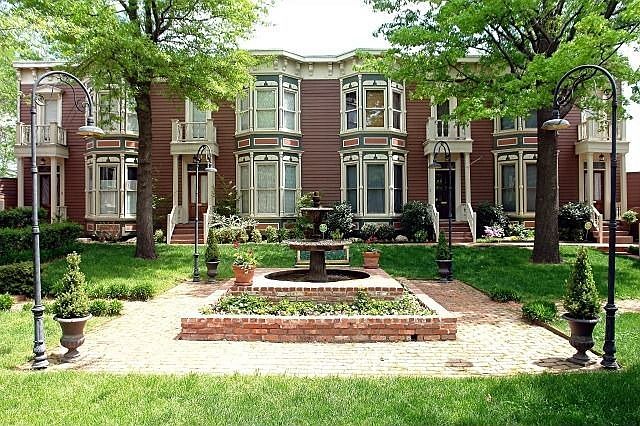 1st image of 1631 S Lewis Ave