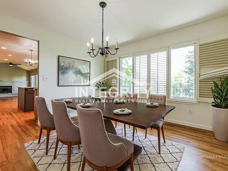 11536 Briarwood Ln — Photo 6