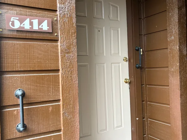 5414 Champions Dr, Lufkin, TX 75901