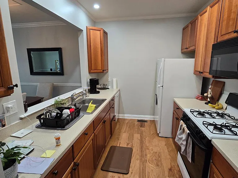 110 Lantern Dr — Photo 7