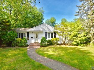 224 Van Saun Dr, River Edge, NJ 07661