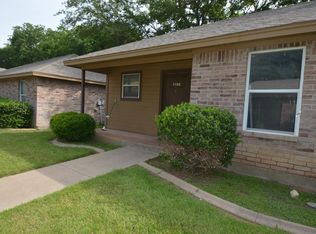 115 Boone St, Cleburne, TX 76031