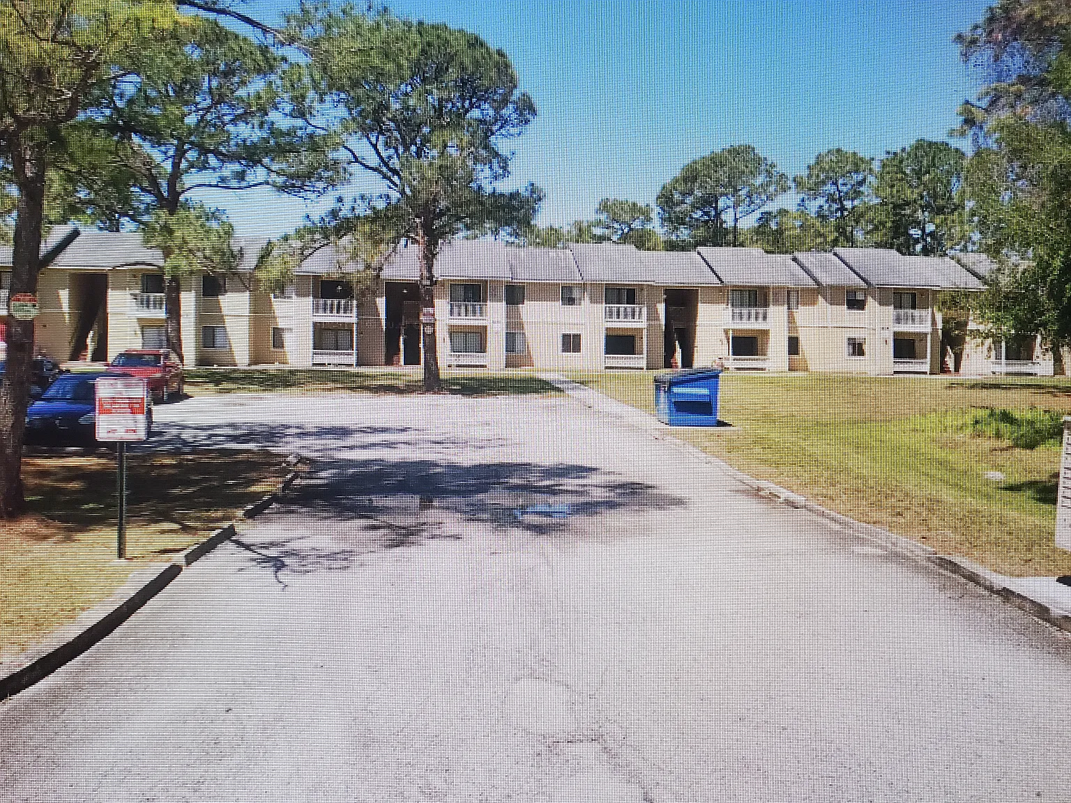 2 bed, 850 sqft, $1,295 — Photo 1
