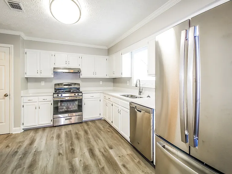 235 Grayland Creek Dr — Photo 6