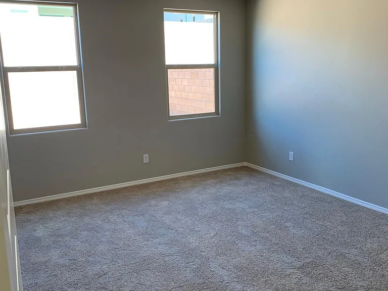 7116 Summit Ct NE — Photo 9